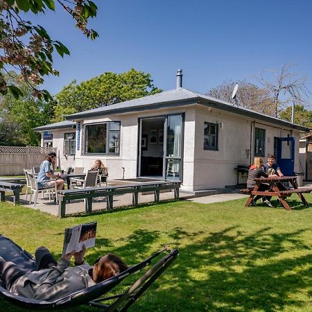 Ostello Mountain View Backpackers Wanaka Esterno foto