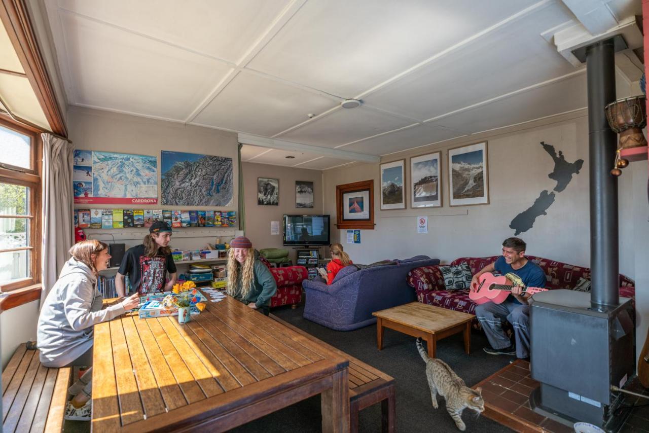Ostello Mountain View Backpackers Wanaka Esterno foto